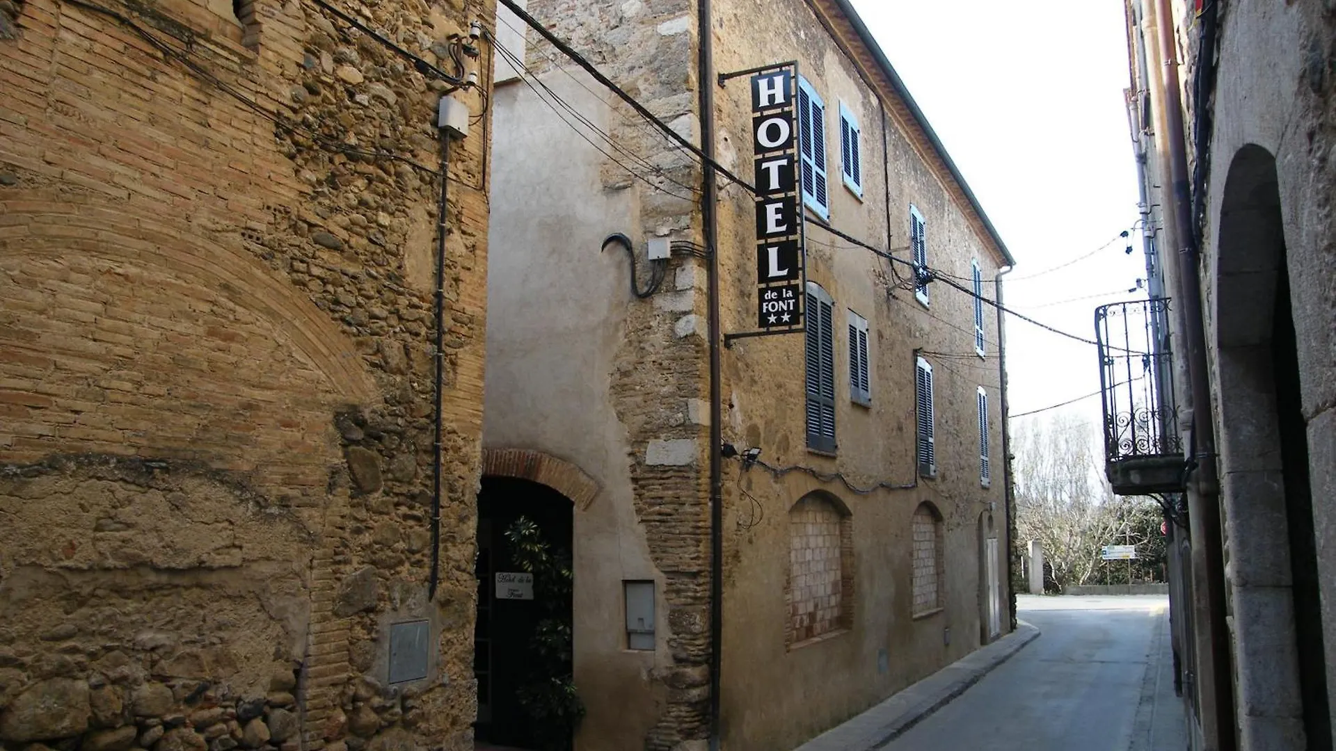 Hotel de La Font Peralada  2*,  España